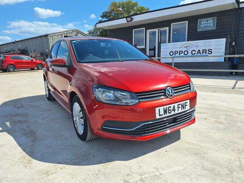 A 2015 VOLKSWAGEN POLO 1.2 TSI BlueMotion Tech SE Design A 2015 VOLKSWAGEN POLO 1.2 TSI BlueMotion Tech SE Design