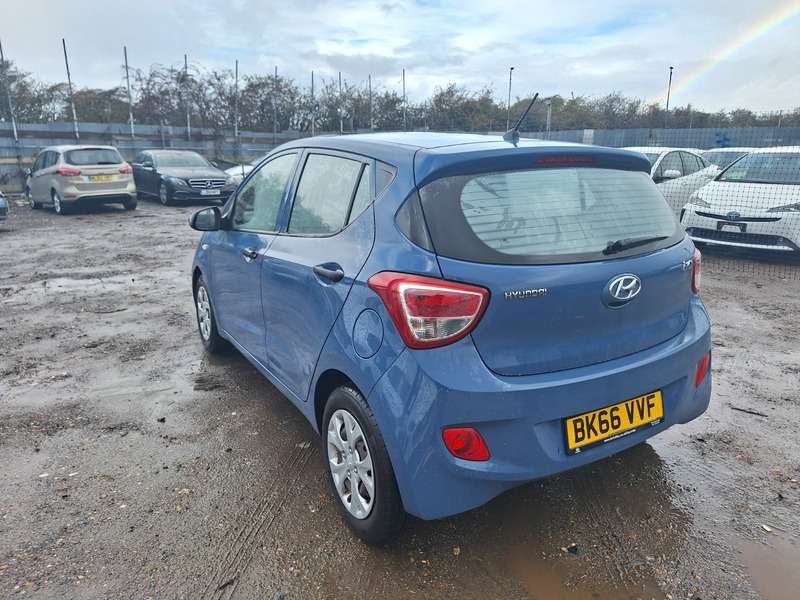 2016 HYUNDAI I10 2016 HYUNDAI I10