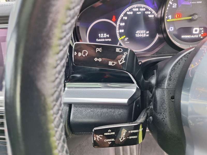 2019 PORSCHE PANAMERA 2019 PORSCHE PANAMERA