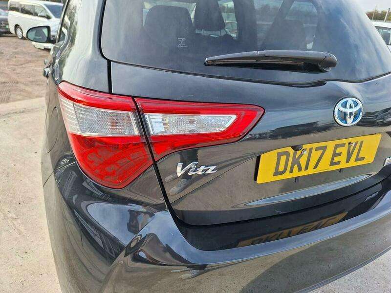 2017 TOYOTA 2017 TOYOTA
