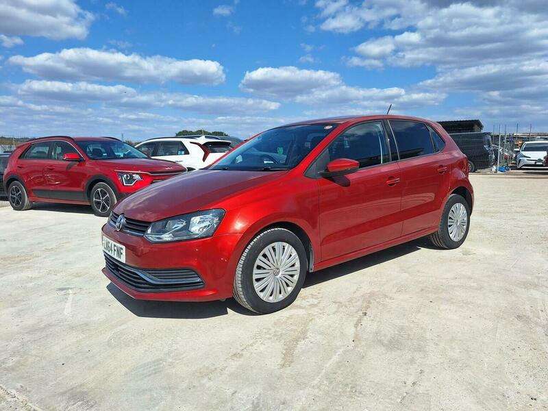 A 2015 VOLKSWAGEN POLO 1.2 TSI BlueMotion Tech SE Design A 2015 VOLKSWAGEN POLO 1.2 TSI BlueMotion Tech SE Design