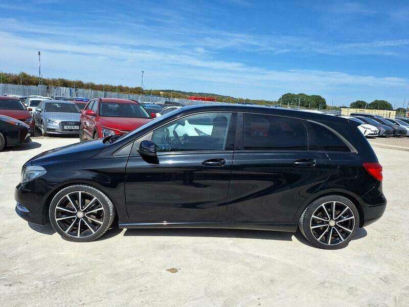 A 2014 MERCEDES-BENZ B CLASS 1.6 B180 Sport A 2014 MERCEDES-BENZ B CLASS 1.6 B180 Sport