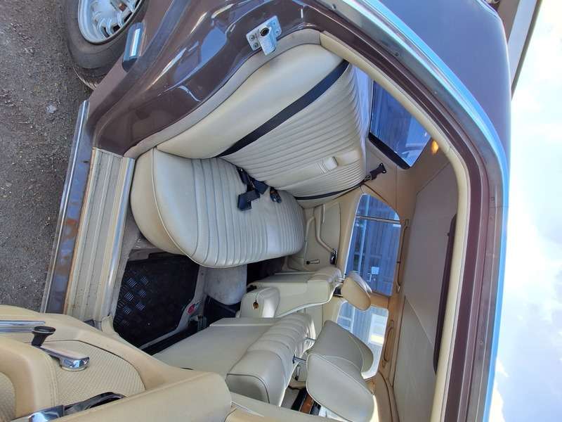 null MERCEDES-BENZ null MERCEDES-BENZ