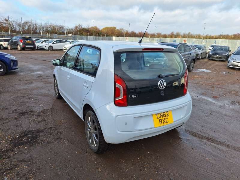 null VOLKSWAGEN UP null VOLKSWAGEN UP