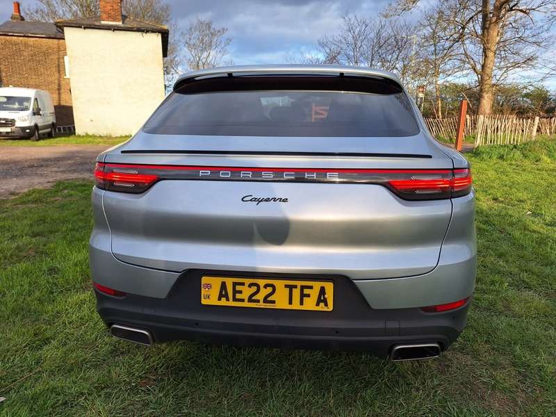 2022 PORSCHE CAYENNE 2022 PORSCHE CAYENNE