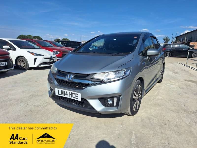 A 2014 HONDA FIT jazz A 2014 HONDA FIT jazz