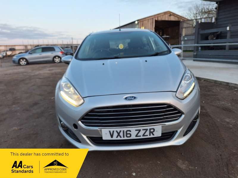 A 2016 FORD FIESTA 1.0 Zetec Hatchback 5dr Petrol Manual Euro 5 (s/s) (80 ps) A 2016 FORD FIESTA 1.0 Zetec Hatchback 5dr Petrol Manual Euro 5 (s/s) (80 ps)