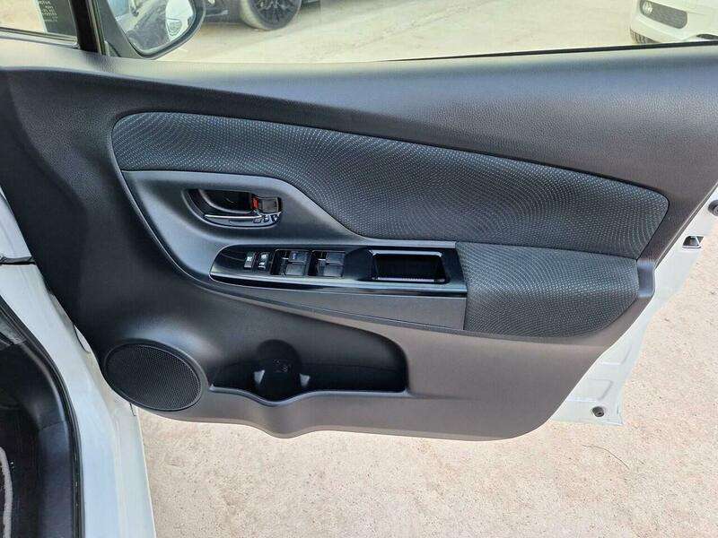 2018 TOYOTA YARIS 2018 TOYOTA YARIS