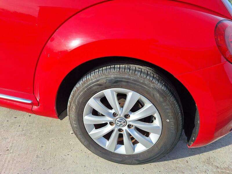 2015 VOLKSWAGEN BEETLE 2015 VOLKSWAGEN BEETLE