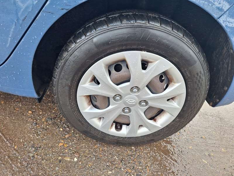 2016 HYUNDAI I10 2016 HYUNDAI I10