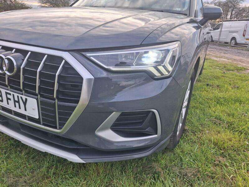 2019 AUDI Q3 2019 AUDI Q3