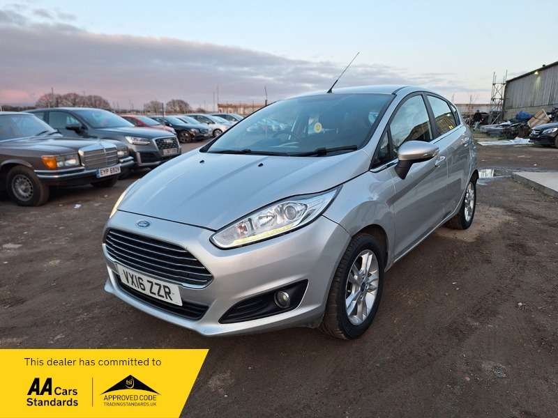 A 2016 FORD FIESTA 1.0 Zetec Hatchback 5dr Petrol Manual Euro 5 (s/s) (80 ps) A 2016 FORD FIESTA 1.0 Zetec Hatchback 5dr Petrol Manual Euro 5 (s/s) (80 ps)