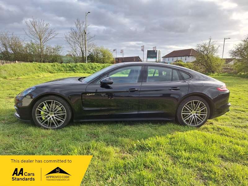 2019 PORSCHE PANAMERA 2019 PORSCHE PANAMERA