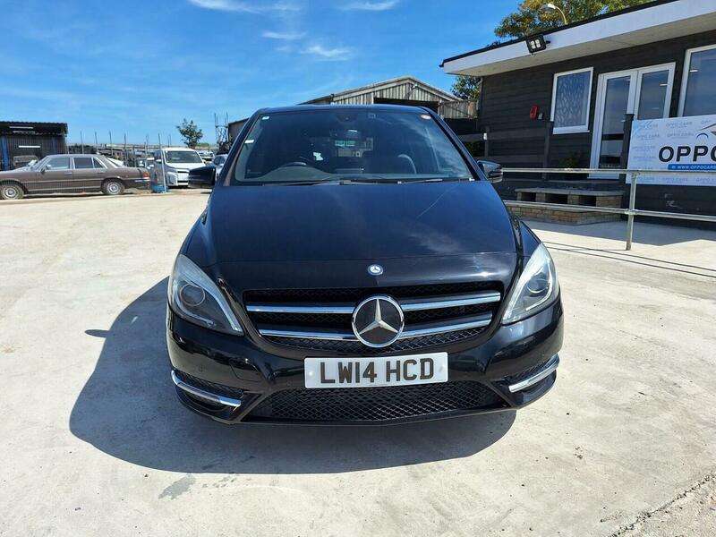 A 2014 MERCEDES-BENZ B CLASS 1.6 B180 Sport A 2014 MERCEDES-BENZ B CLASS 1.6 B180 Sport