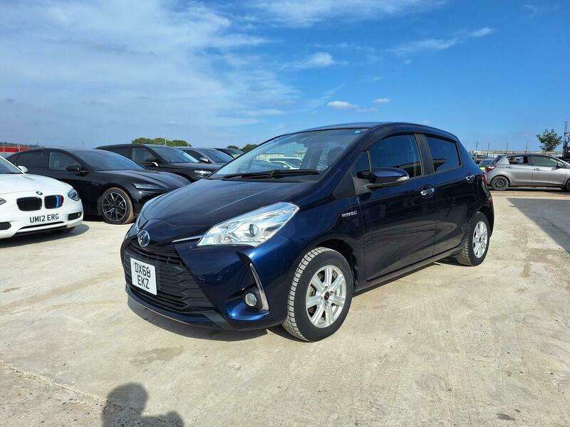 A 2018 TOYOTA - A 2018 TOYOTA -