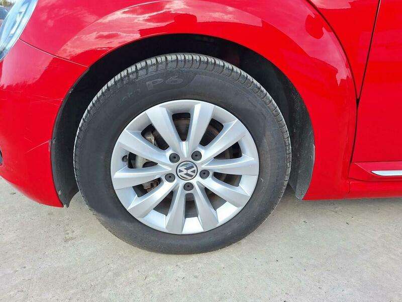 2014 VOLKSWAGEN BEETLE 2014 VOLKSWAGEN BEETLE
