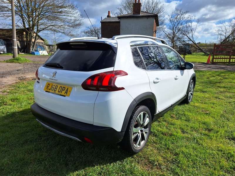 2018 PEUGEOT 2008 2018 PEUGEOT 2008