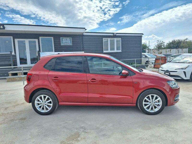 2015 VOLKSWAGEN POLO 2015 VOLKSWAGEN POLO