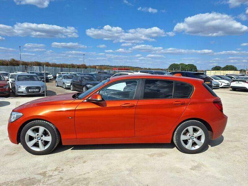 A 2015 BMW 1 SERIES 1.6 116i Sport A 2015 BMW 1 SERIES 1.6 116i Sport