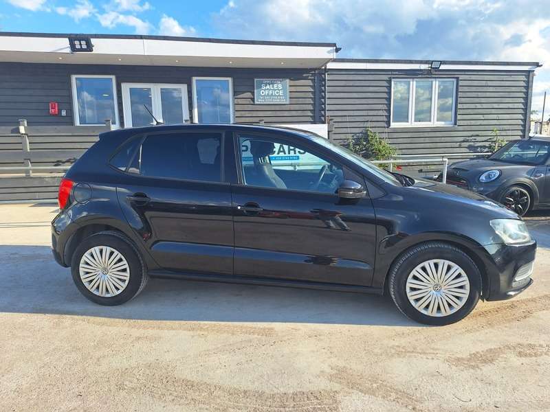 A 2014 VOLKSWAGEN POLO 1.2 TSI bluemotion Tech Match Edition A 2014 VOLKSWAGEN POLO 1.2 TSI bluemotion Tech Match Edition