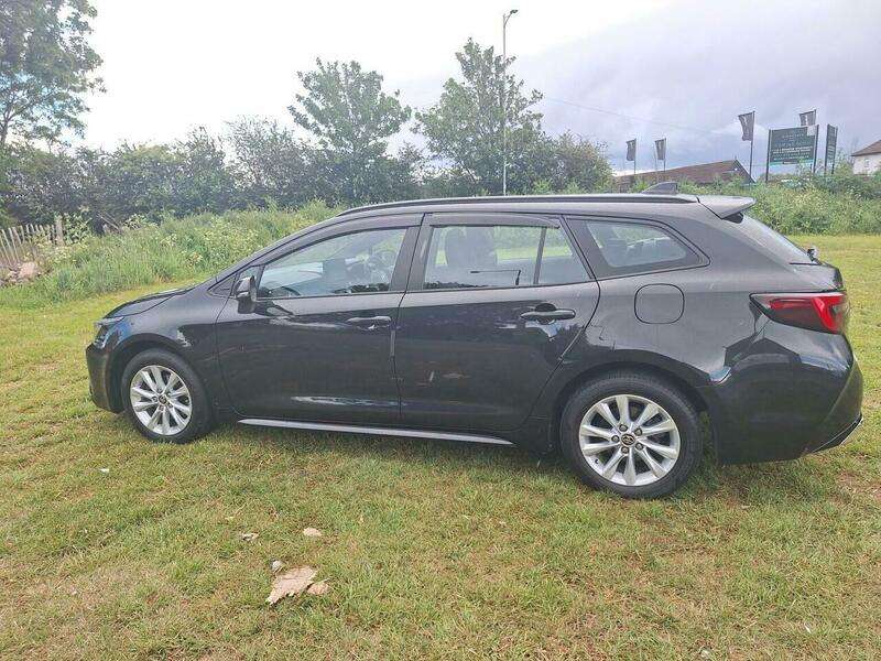 A 2023 TOYOTA COROLLA 1.8 VVT-h Icon Touring Sports 5dr Petrol Hybrid CVT Euro 6 (s/s) (140 ps) A 2023 TOYOTA COROLLA 1.8 VVT-h Icon Touring Sports 5dr Petrol Hybrid CVT Euro 6 (s/s) (140 ps)