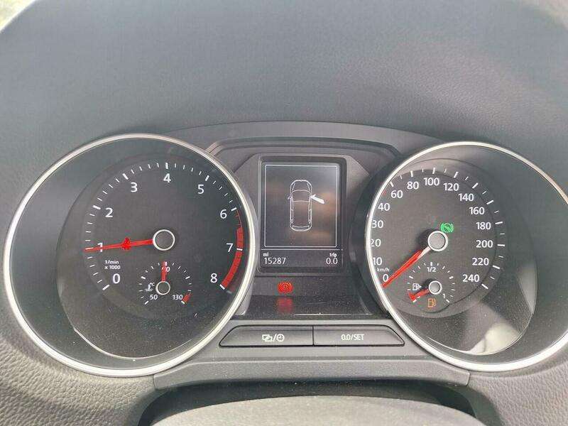 2015 VOLKSWAGEN POLO 2015 VOLKSWAGEN POLO