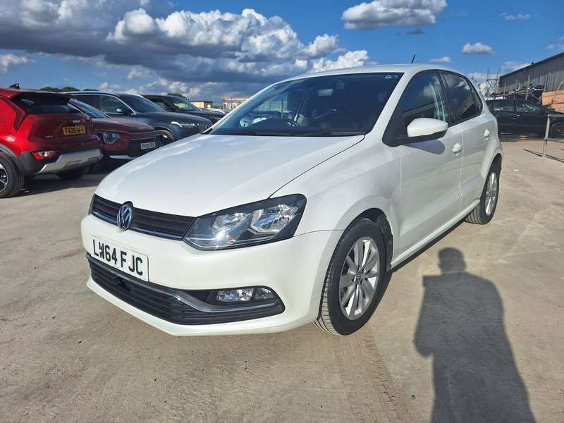 A 2014 VOLKSWAGEN POLO 1.2 TSI bluemotion Tech Match Edition A 2014 VOLKSWAGEN POLO 1.2 TSI bluemotion Tech Match Edition