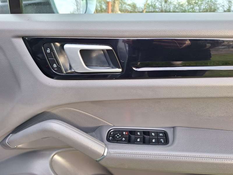 2022 PORSCHE CAYENNE 2022 PORSCHE CAYENNE