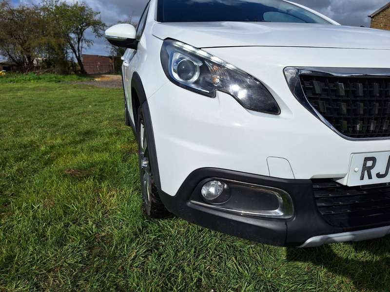 2018 PEUGEOT 2008 2018 PEUGEOT 2008