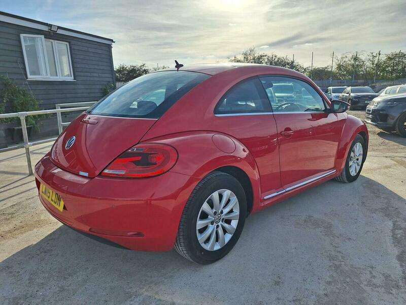 2015 VOLKSWAGEN BEETLE 2015 VOLKSWAGEN BEETLE