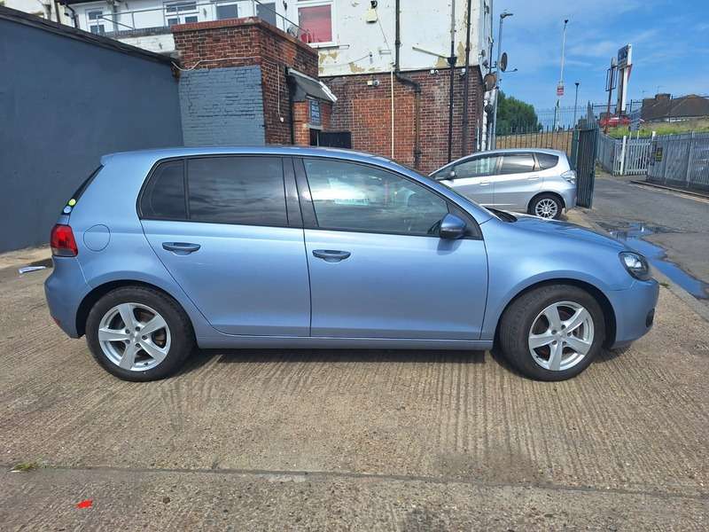 2011 VOLKSWAGEN GOLF 2011 VOLKSWAGEN GOLF