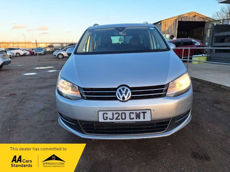 A null VOLKSWAGEN SHARAN 2.0 TDI SEL MPV 5dr Diesel DSG Euro 6 (s/s) (150 ps) A null VOLKSWAGEN SHARAN 2.0 TDI SEL MPV 5dr Diesel DSG Euro 6 (s/s) (150 ps)