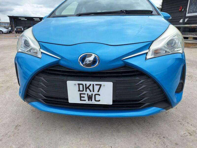 2017 TOYOTA 2017 TOYOTA