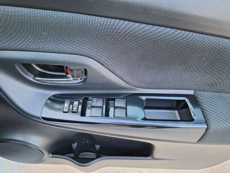 2018 TOYOTA YARIS 2018 TOYOTA YARIS