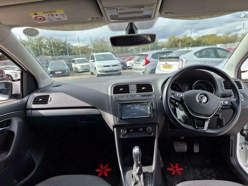 2015 VOLKSWAGEN POLO 2015 VOLKSWAGEN POLO