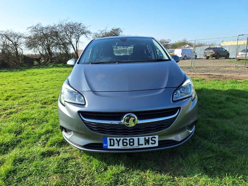 A 2018 VAUXHALL CORSA 1.4i ecoTEC SRi Nav Hatchback 5dr Petrol Manual Euro 6 (90 ps) A 2018 VAUXHALL CORSA 1.4i ecoTEC SRi Nav Hatchback 5dr Petrol Manual Euro 6 (90 ps)