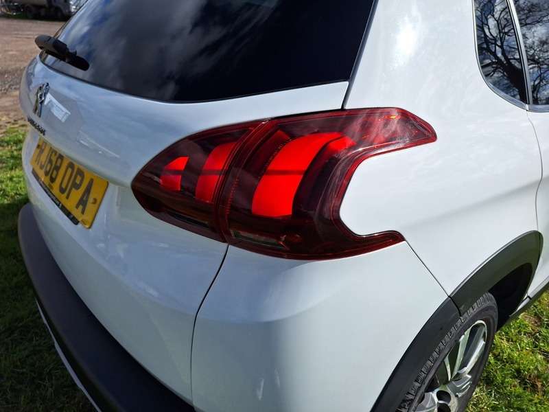 2018 PEUGEOT 2008 2018 PEUGEOT 2008