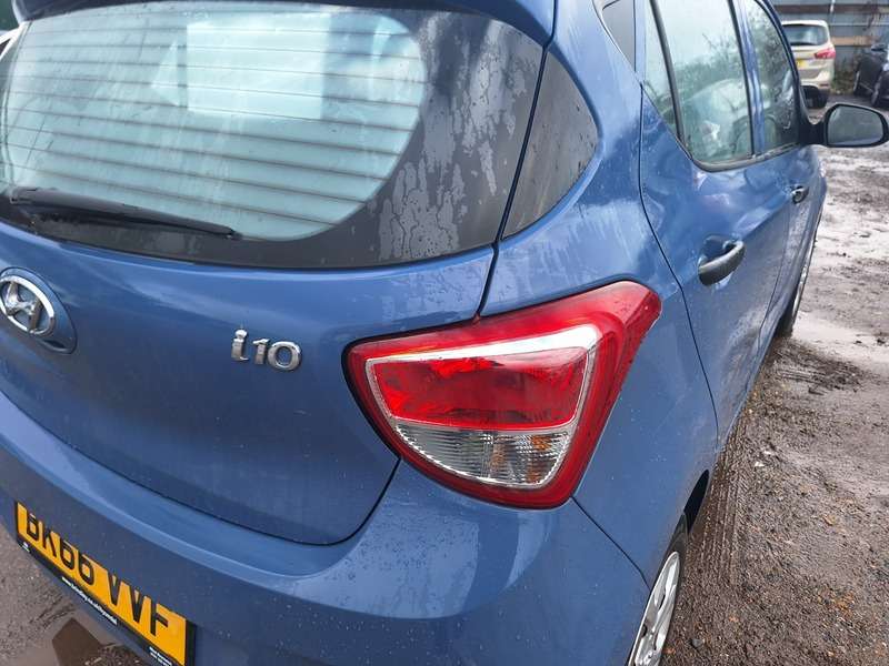 2016 HYUNDAI I10 2016 HYUNDAI I10