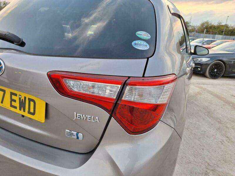 2017 TOYOTA 2017 TOYOTA