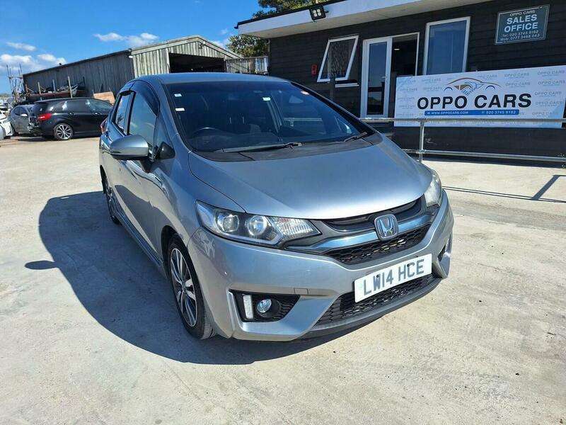 A 2014 HONDA JAZZ 1.4 i-VTEC ES A 2014 HONDA JAZZ 1.4 i-VTEC ES