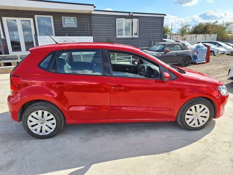 2014 VOLKSWAGEN POLO 2014 VOLKSWAGEN POLO