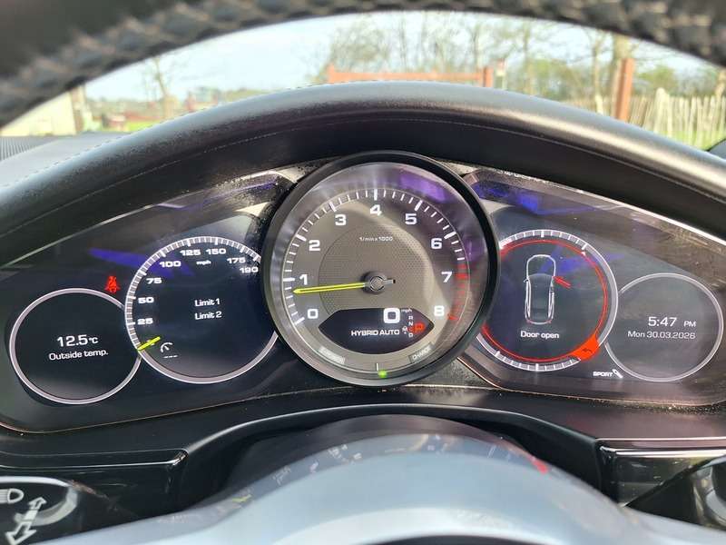 2019 PORSCHE PANAMERA 2019 PORSCHE PANAMERA