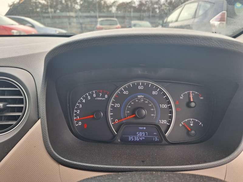 2016 HYUNDAI I10 2016 HYUNDAI I10