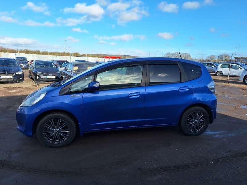 A 2012 HONDA JAZZ LX A 2012 HONDA JAZZ LX