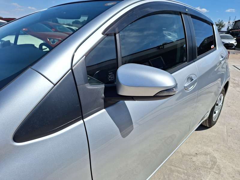 2015 TOYOTA 2015 TOYOTA