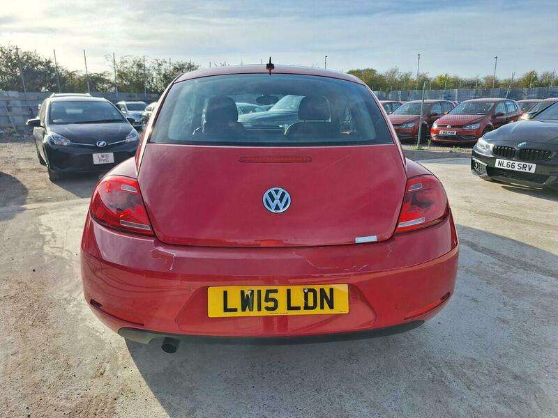 2015 VOLKSWAGEN BEETLE 2015 VOLKSWAGEN BEETLE