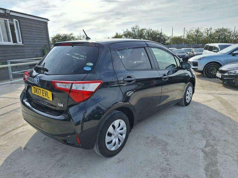 2017 TOYOTA 2017 TOYOTA