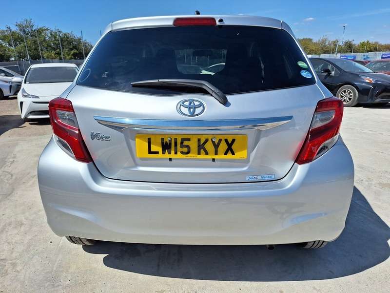 2015 TOYOTA 2015 TOYOTA