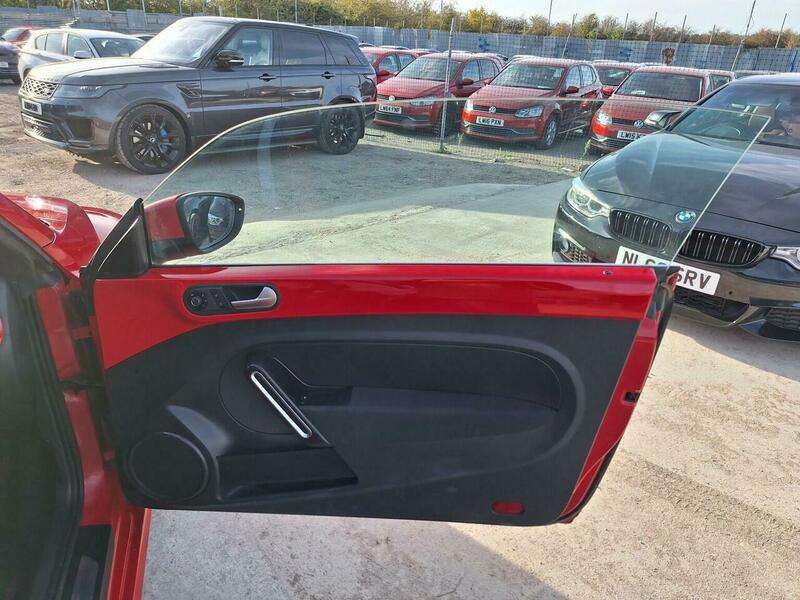 2015 VOLKSWAGEN BEETLE 2015 VOLKSWAGEN BEETLE