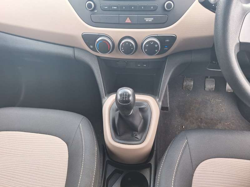 2016 HYUNDAI I10 2016 HYUNDAI I10